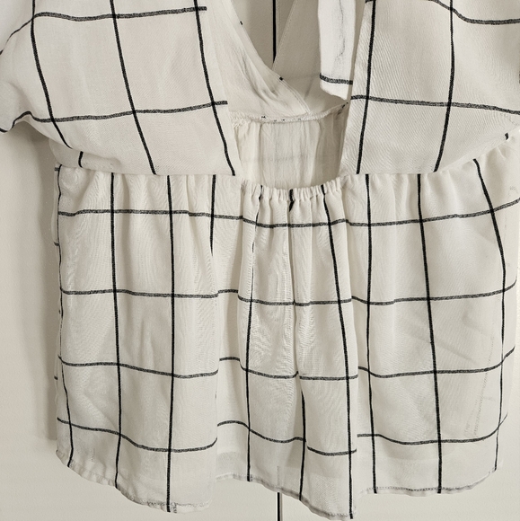 HYFVE Deep V Top - Picture 8 of 8